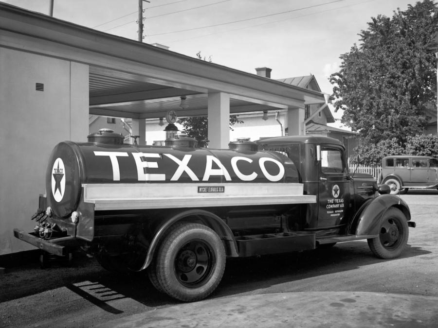  Chevrolet Model SD Tanker 1937 года  (фото 2 из 2)